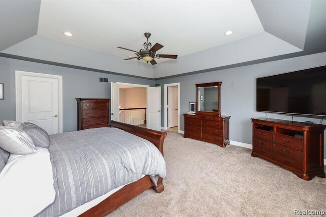 Building Photo - 51341 Park Pl Dr