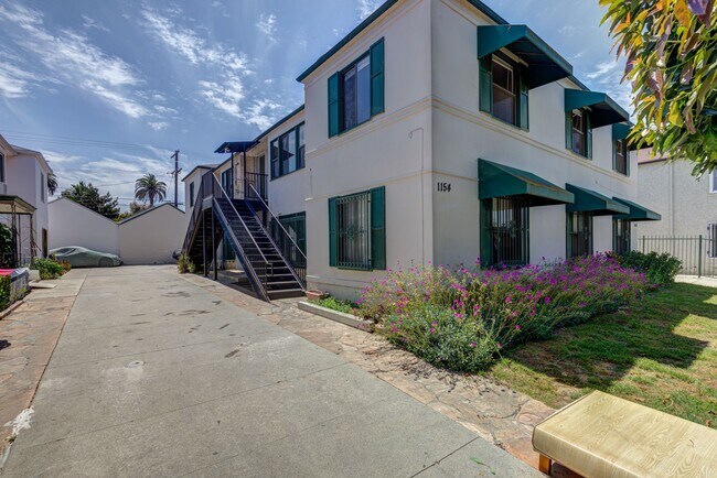Building Photo - 1154 S Plymouth Blvd
