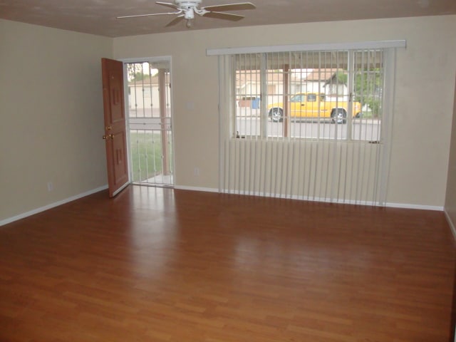 Living Room - 1023 W 18th St