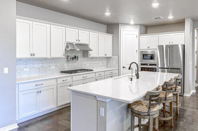 Building Photo - 108 Charming Redbud Ln