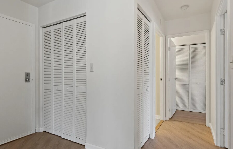 Building Photo - 148 Breakwater Dr