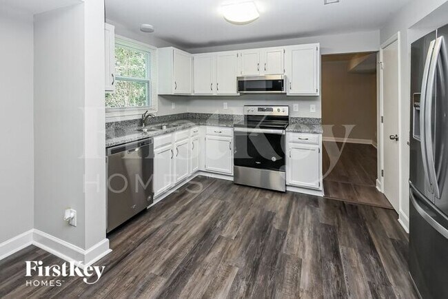 Building Photo - 10800 Balbriggan Ct