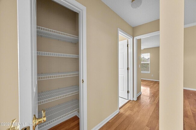 Building Photo - 13128 Harborton Dr