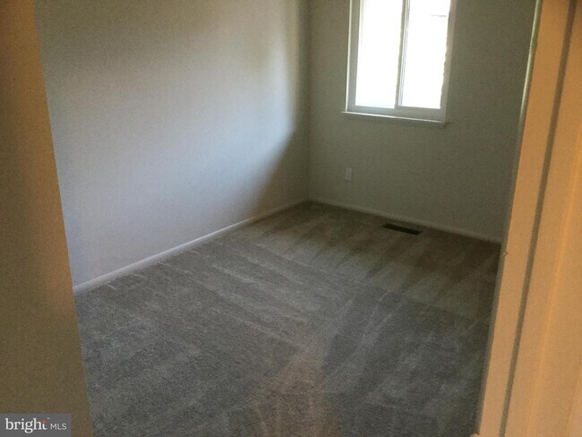 Building Photo - 1835 Westwind Way