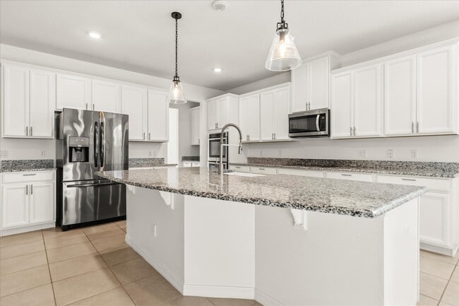 Building Photo - 3925 Green Sabal Dr