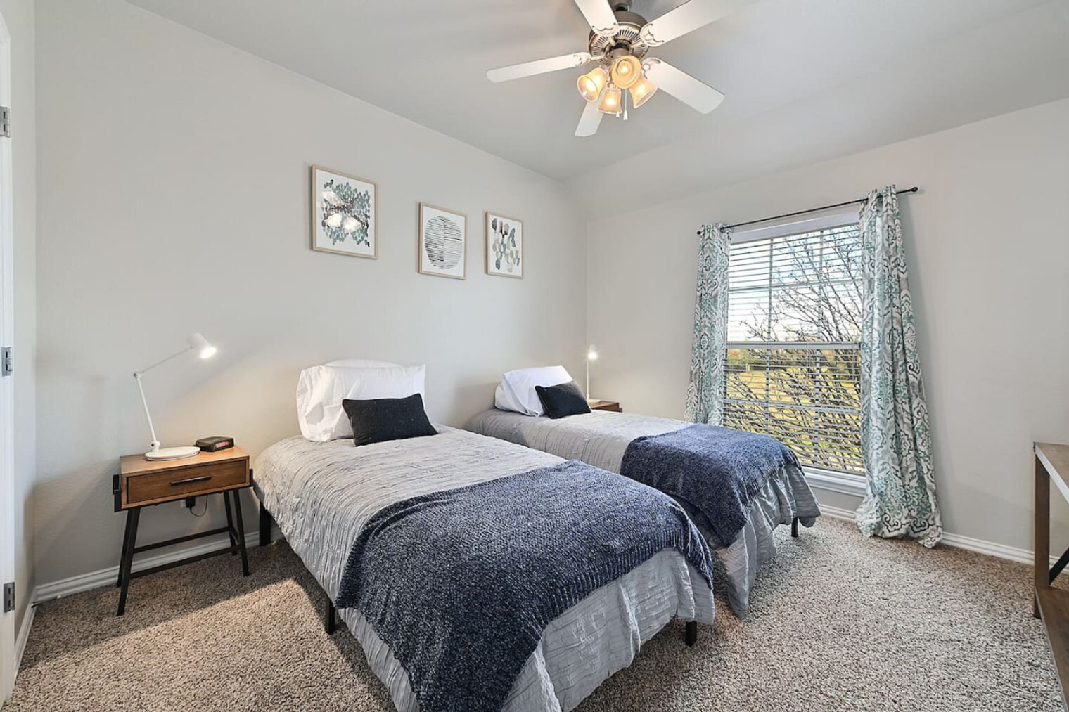 Building Photo - 1001 Krenek Tap Rd