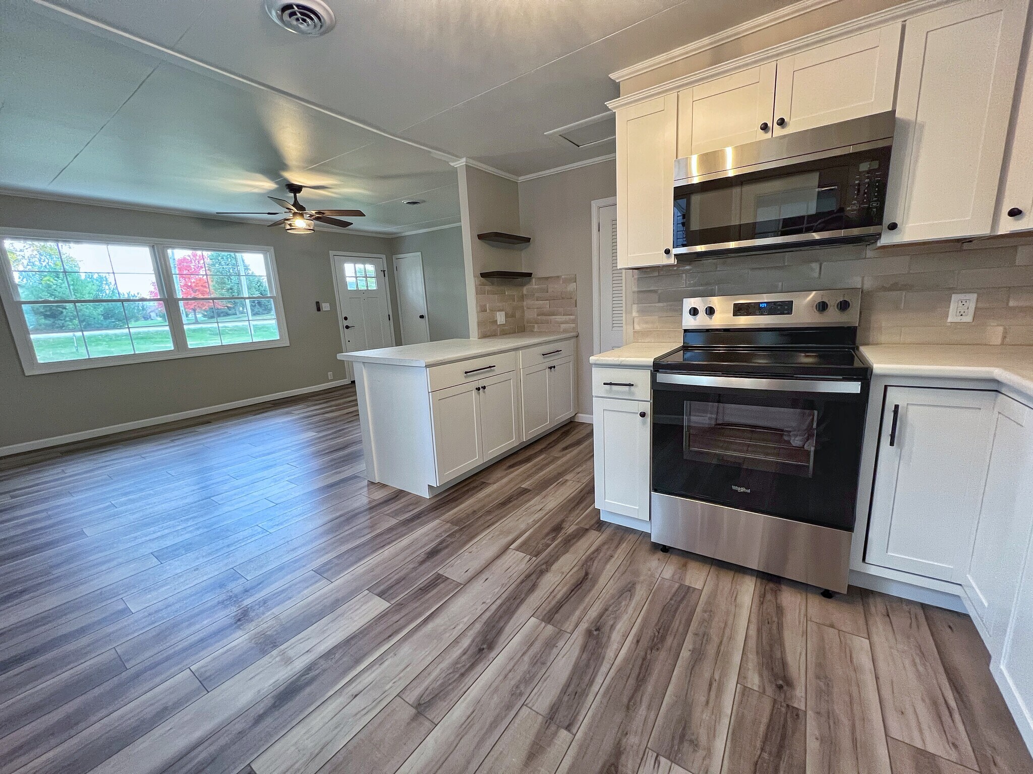 Building Photo - 2926 W Breese Rd