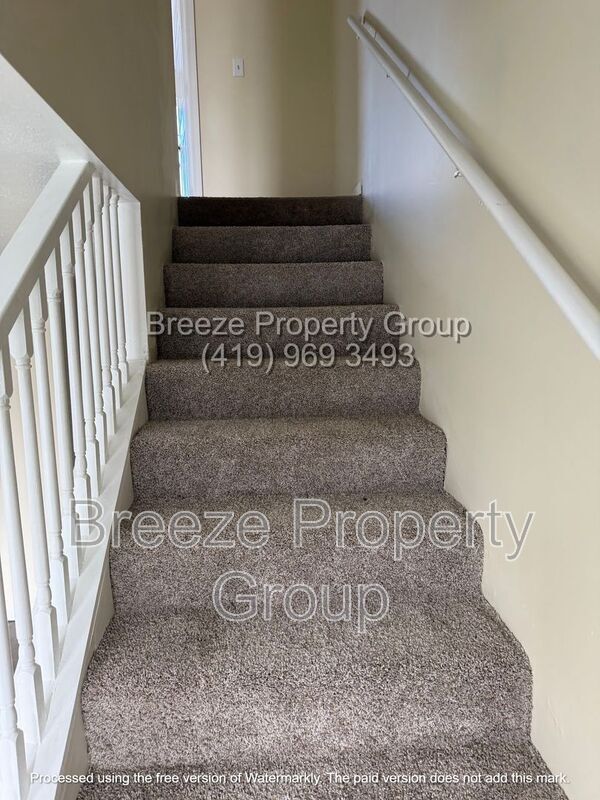 Building Photo - 501 Hope St