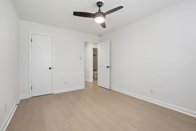 Building Photo - (Coming Soon) Beautifully Renovated 3-Bedroom with Fenced in Yard