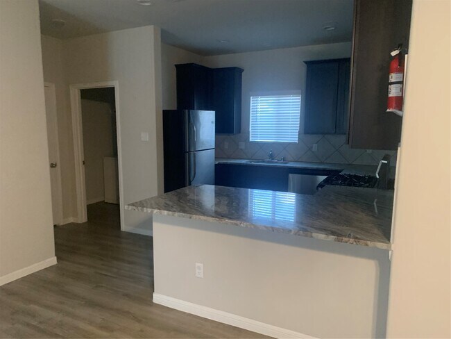 Building Photo - 6511 Wenlock Dr