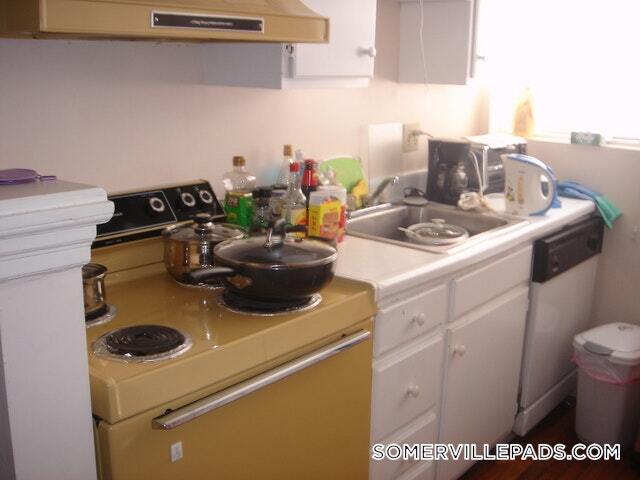 Building Photo - 402 Highland Ave