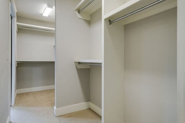 Building Photo - Beautiful build in Cleveland Park (Downtown Nashville)