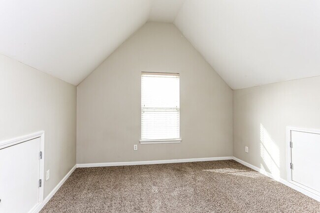 Building Photo - 4202 Cedar Tree Run