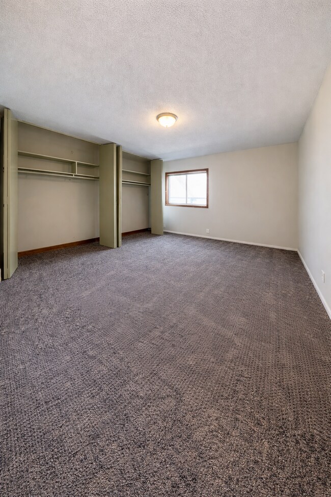 Interior Photo - 1117 7th St SE