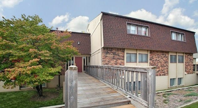 Building Photo - Excelsior Village