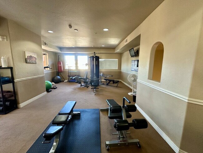 Building Photo - 14575 W Mountain View Blvd