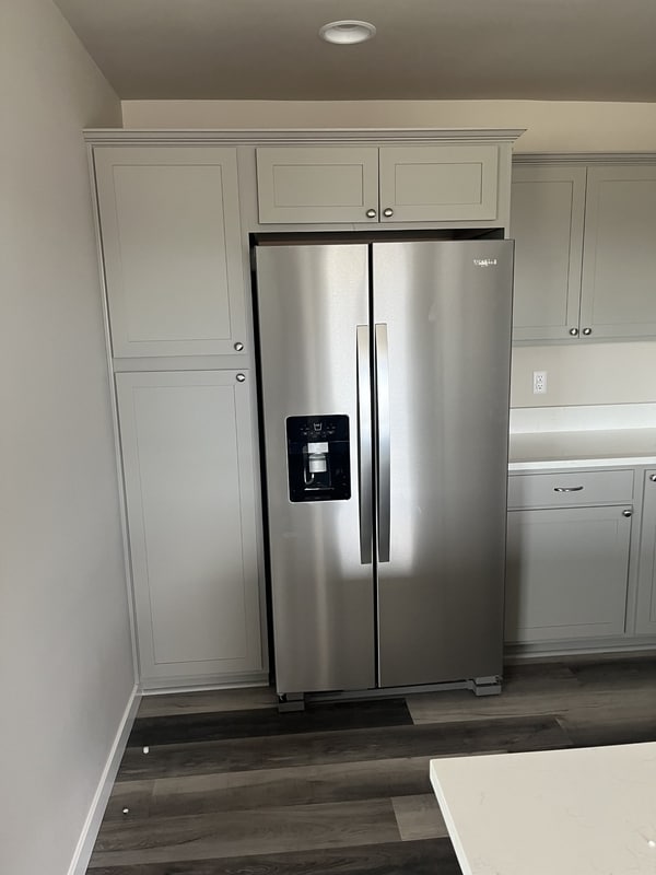 Building Photo - 610 Mead Ave