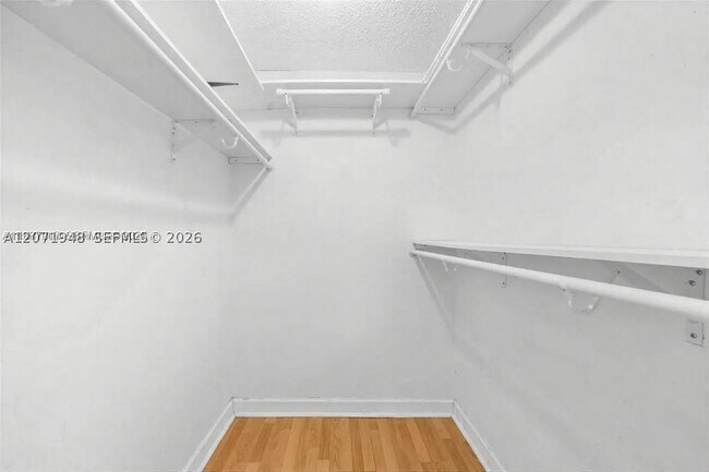 Building Photo - 1228 West Dr