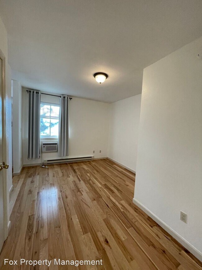 Building Photo - 3 br, 3 bath House - 1504 Pine Street Unit C