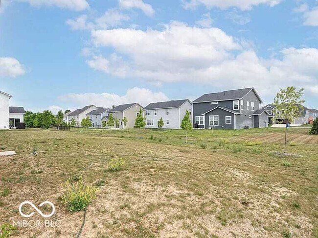 Building Photo - 5403 Veranda Dr