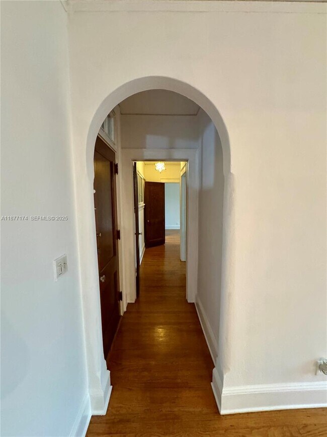 Building Photo - 3224 Biscayne Blvd