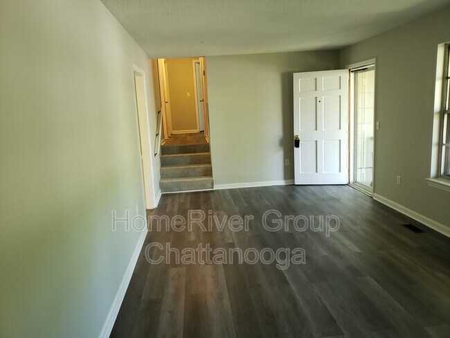 Building Photo - 218 Townsend Cir