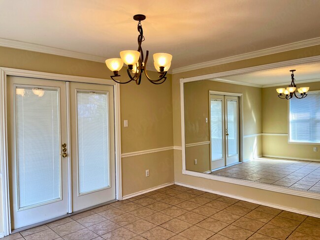 Building Photo - Elegant 3 Bedroom Home Near Medical Center in Northwest San Antonio