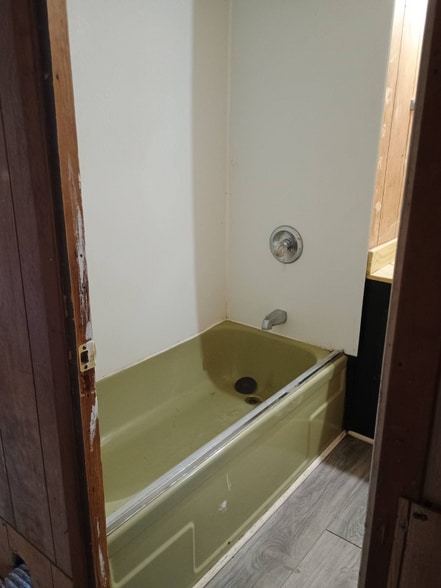 Building Photo - 1801 S Business 45