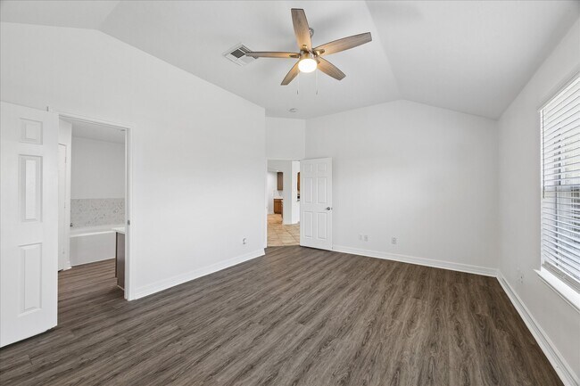 Building Photo - 8310 Hardy Elm St