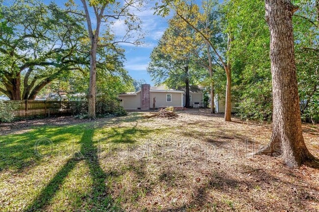 Building Photo - 5120 Braddock Ave