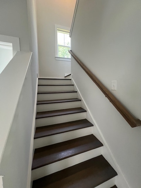 Building Photo - 2340 Otranto Rd