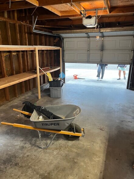 Building Photo - 4616 Kinsella Ln