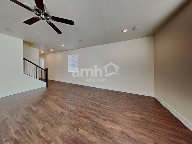 Building Photo - 4043 Bold Stripe Ave