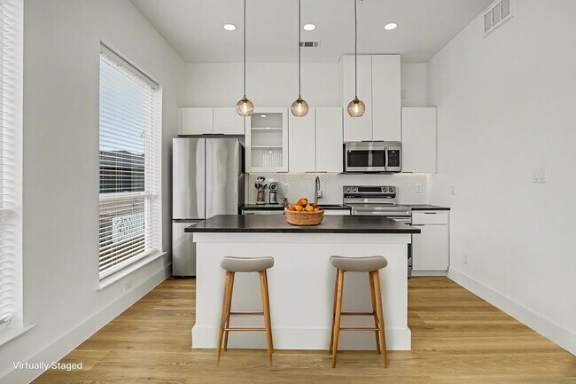Building Photo - Be the first to live in Unit 205 at 2217 Fitzhugh—a brand-new 2026 construction offering 597 sq f...