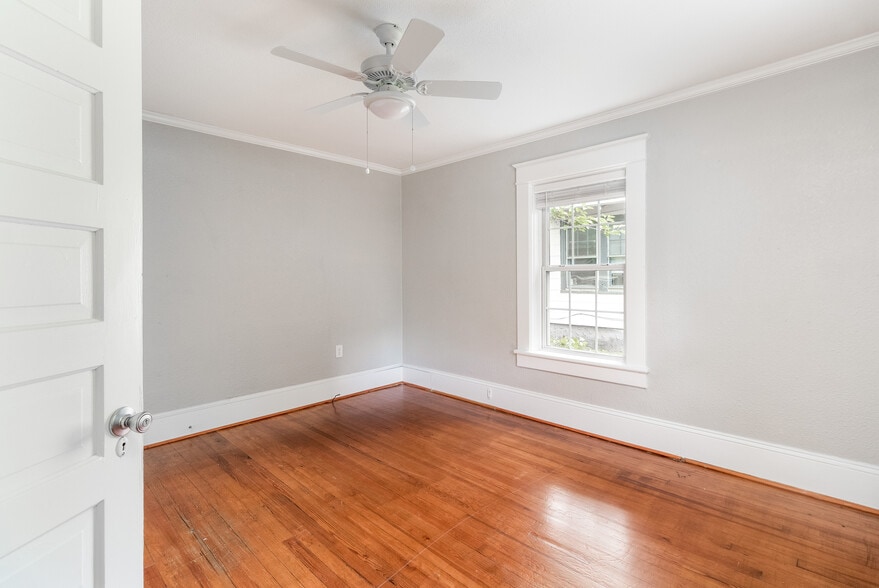 Bedroom 1 - 1510 Glenwood Ave