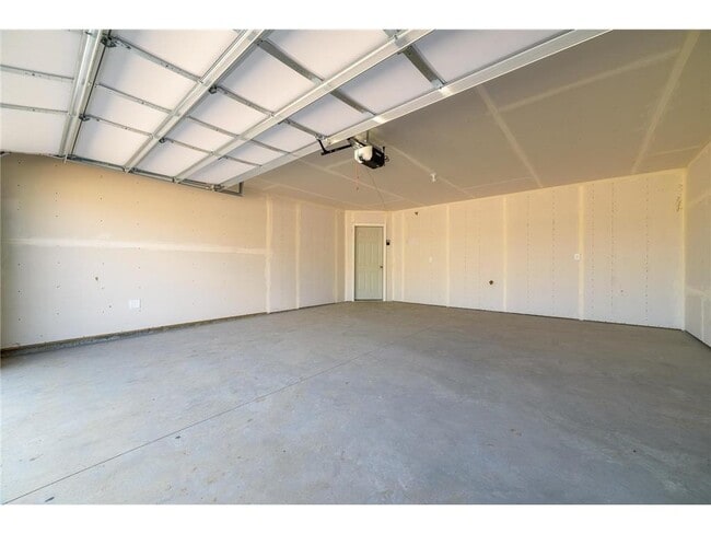 Building Photo - 12709 Ashbury Dr