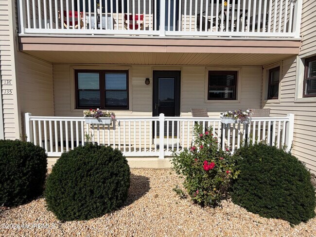 Building Photo - 135 Wharfside Dr
