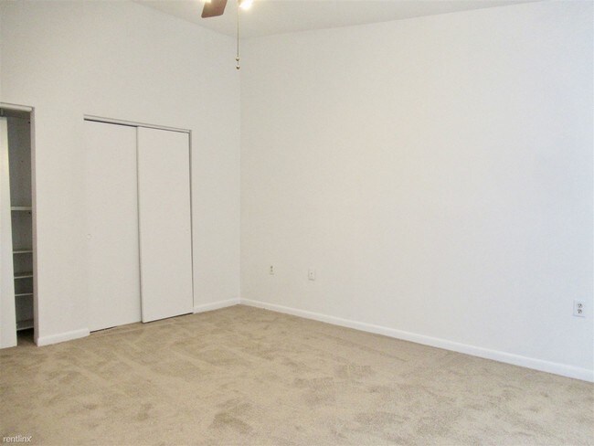 Building Photo - 2 br, 2 bath  - 8009 Greenspring Way Apt F