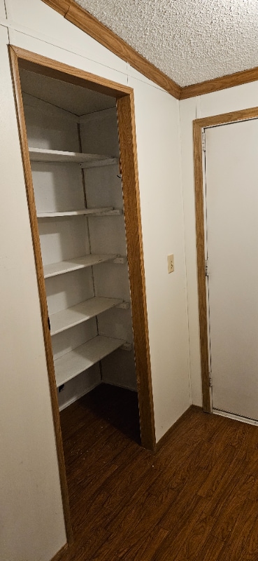 Building Photo - 404 N Washington St