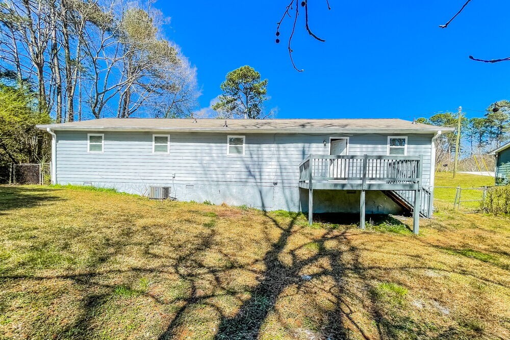 Building Photo - 1425 Dillon Rd