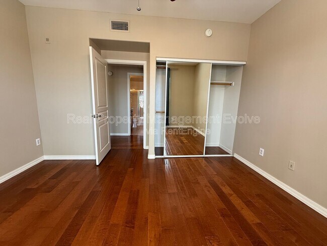 Building Photo - 20660 N 40th St