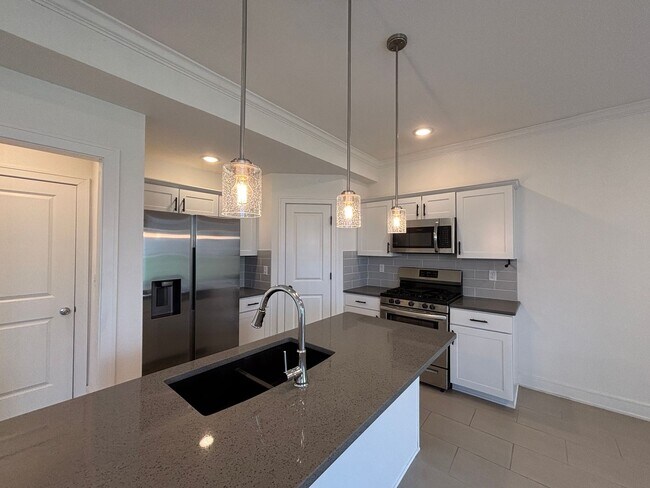 Building Photo - 3 BR/2.5BA | Newly Renovated Single Family Home | 2-Car Covered Parking | In Park Hill Schools