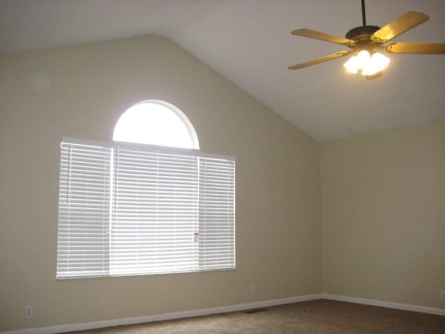 Building Photo - 3107 Creekview Ln