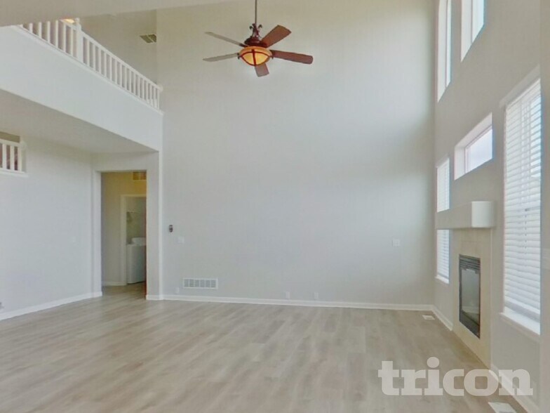 Building Photo - 12274 Pine Valley Cir