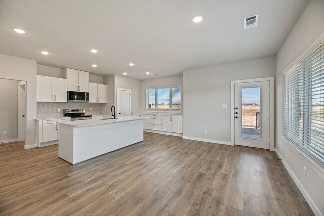 Building Photo - AVAILABLE NOW! CUL-DE-SAC TRIPLEX LOT LOCATED ON 1-ACRE IN MIDLOTHIAN, TX!