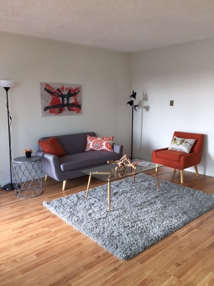 Primary Photo - 3430 S Centinela Ave