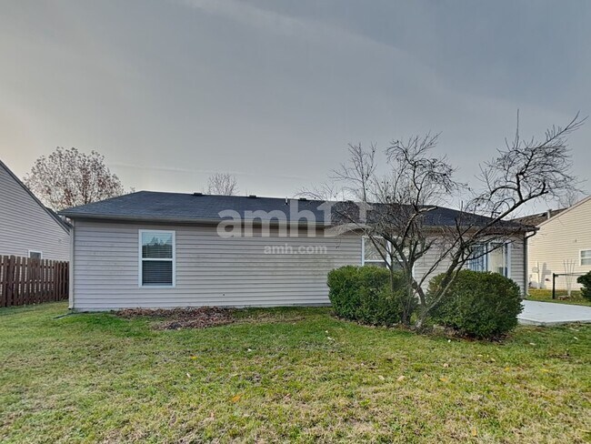 Building Photo - 1740 Brookview Dr