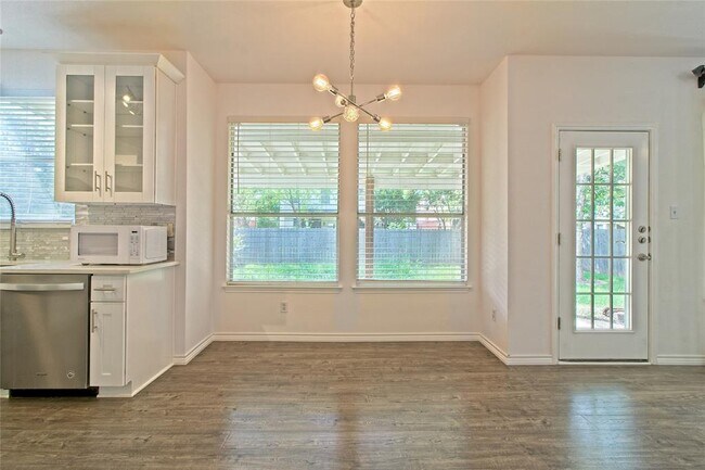 Building Photo - 13421 Tossa Ln