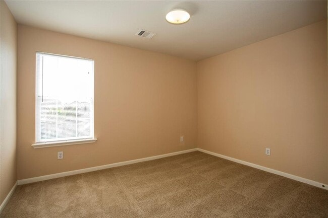 Building Photo - 8054 Arrington Forest Ln