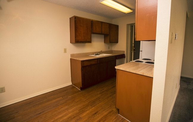 Dining and Kitchen - Park at 54th Apartments